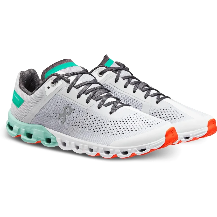 On Running On Cloudflow Dames Hardloopschoenen - Glacier & Creek 3 On Running On Cloudflow Dames Hardloopschoenen - Glacier & Creek