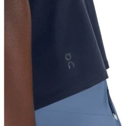 On Running On Active-T Breathe Dames T-Shirt - Navy 13 On Running On Active-T Breathe Dames T-Shirt - Navy -On Running Winkel on active t breathe women running shirt navy 6 948868
