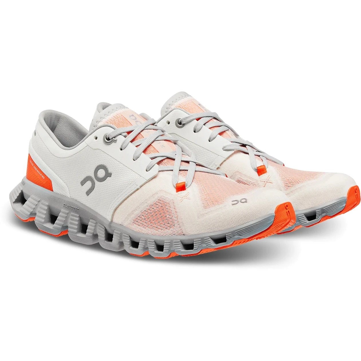 On Running On Cloud X 3 Damen Hardloopschoenen - Ivory & Alloy 3 On Running On Cloud X 3 Damen Hardloopschoenen - Ivory & Alloy