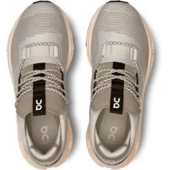 On Running On Cloudnova Dames Sneakers - Pearl & Shell -On Running Winkel on cloudnova women sneaker pearl shell 3 1522389