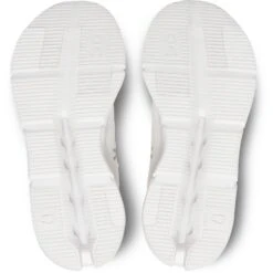 On Running On Cloudnova Dames Sneakers - Undyed-White & White -On Running Winkel on cloudnova women sneaker undyed white white 3 1473879