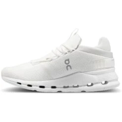 On Running On Cloudnova Dames Sneakers - Undyed-White & White -On Running Winkel on cloudnova women sneaker undyed white white 5 1473881
