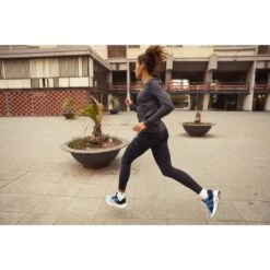 On Running On Cloudrunner Dames Hardloopschoenen - Chambray & Midnight 16 On Running On Cloudrunner Dames Hardloopschoenen - Chambray & Midnight -On Running Winkel on cloudrunner women running shoes chambray midnight 1 1241974