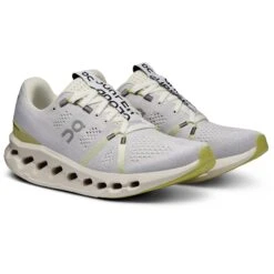 On Running On Cloudsurfer Dames Hardloopschoenen - White & Sand