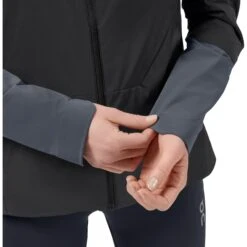 On Running On Insulator Jacket Women - Black & Dark 21 On Running On Insulator Jacket Women - Black & Dark -On Running Winkel on insulator jacket women black dark 10 974303