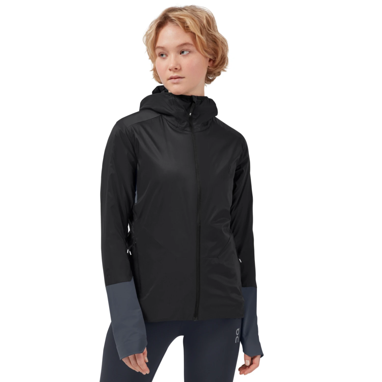 On Running On Insulator Jacket Women - Black & Dark 3 On Running On Insulator Jacket Women - Black & Dark