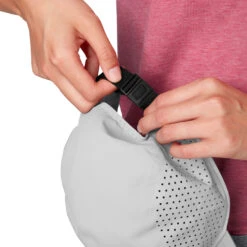 On Running On Lightweight Cap - Grey -On Running Winkel on lightweight cap grey 02 1479954