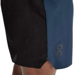 On Running On Lightweight Shorts Hardloopbroek - Navy & Black -On Running Winkel on lightweight shorts navy black 6 1425762