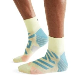 On Running On Performance Mid Heren Hardloopsokken - Hay & Rose -On Running Winkel on performance mid sock men hay rose 2 1531789