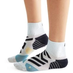 On Running On Performance Mid Dames Hardloopsokken - Hall & Wash -On Running Winkel on performance mid sock women hall wash 12 1531756