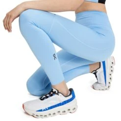 On Running On Performance Tights Dames Hardloopbroek - Stratosphere -On Running Winkel on performance tights women stratosphere 6 1430896