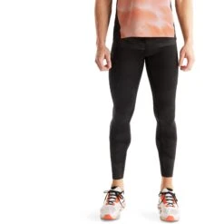 On Running On Performance Winter Tights Lumos Heren Hardloopbroek - Zwart -On Running Winkel on performance winter tights lumos men black 1 1567050