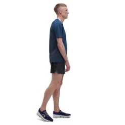 On Running On 5 Inch Lightweight Shorts Heren Hardloopshort - Black -On Running Winkel on running 5 inch lightweight shorts black 3 1278372