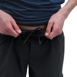 On Running On 5 Inch Lightweight Shorts Heren Hardloopshort - Black -On Running Winkel on running 5 inch lightweight shorts black 7 1278376