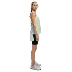 On Running Winkel -On Running Winkel on tank t women running shirt meadow glacier 3 1153739
